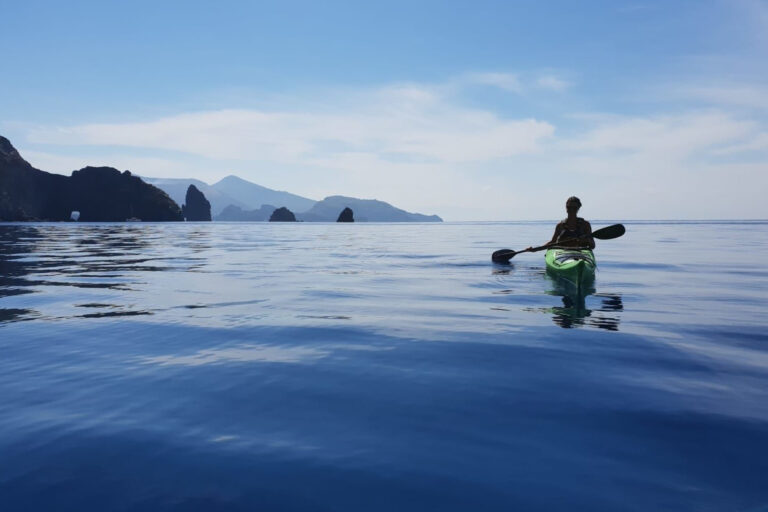 Florette guests kayaking