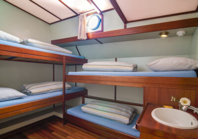 4-persoonshut-breesant Ruime 4-persoonshut van klipper Bree Sant