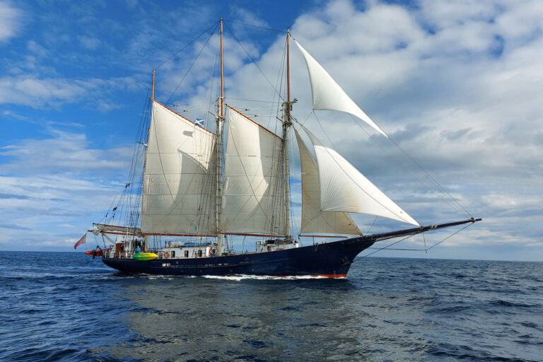 Actieve zeilreis over de Atlantische Oceaan