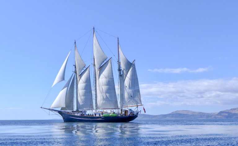 Tallship Blue Clipper onder volle zeil