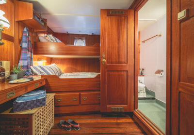 Luxe hut met eigen badkamer op de Blue Clipper