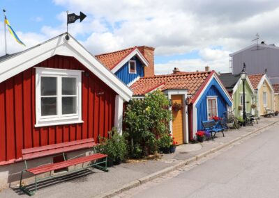 Kleurrijke huizen in Zweden