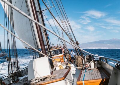 Veel wind zeilen met de Twister