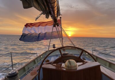 quadra-zonsondergang-noordzee Beleef een actieve zeil vakantie op de Noordzee