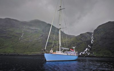 Cherokee voor anker in Schotland