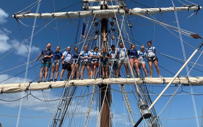 Climbing the mast on Florette